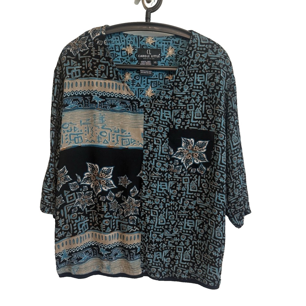 Carole Little Geometric Print Short Sleeve Top Size 10 Dainty Lightweight Office